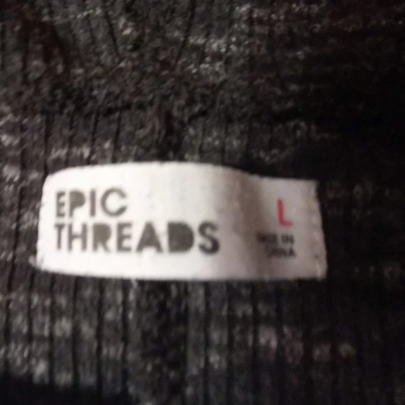 EPIC THREADS - Sleeveless Long Hooded Cardigan in Black Variegated Patte… - Picture 6 of 9